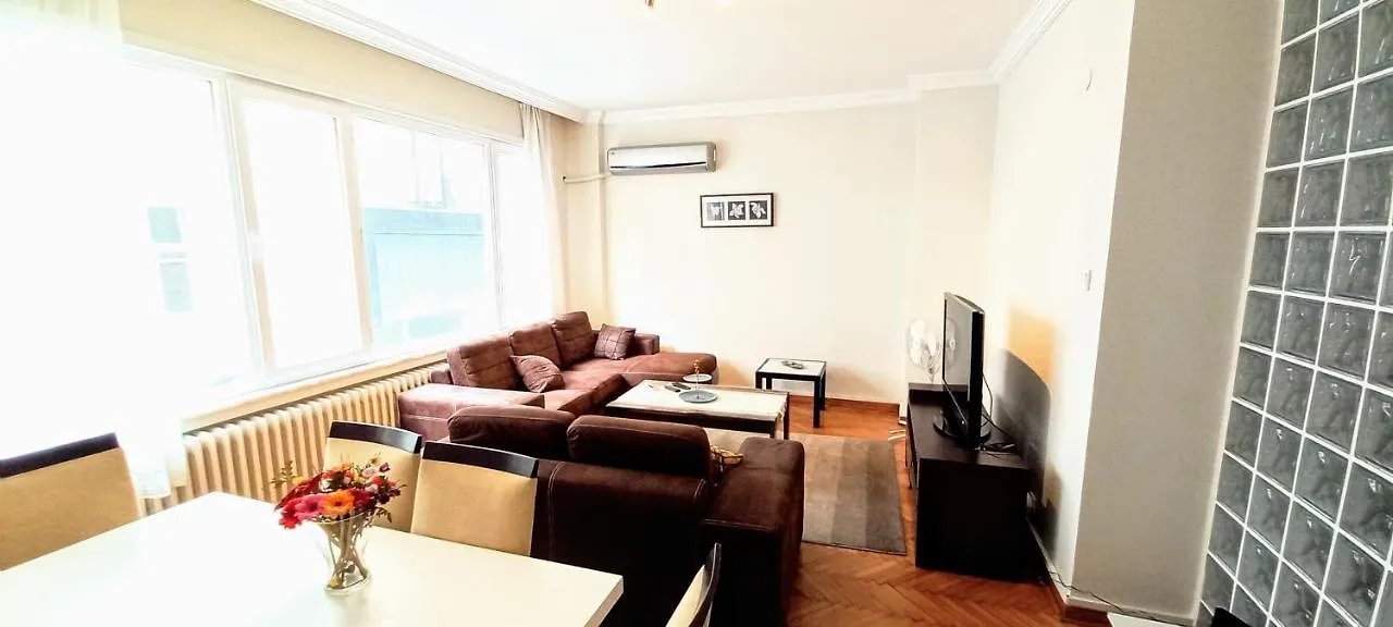 Lovely 3 Rooms Apartment 120 M2 In Upscale Nisantasi Istanbul