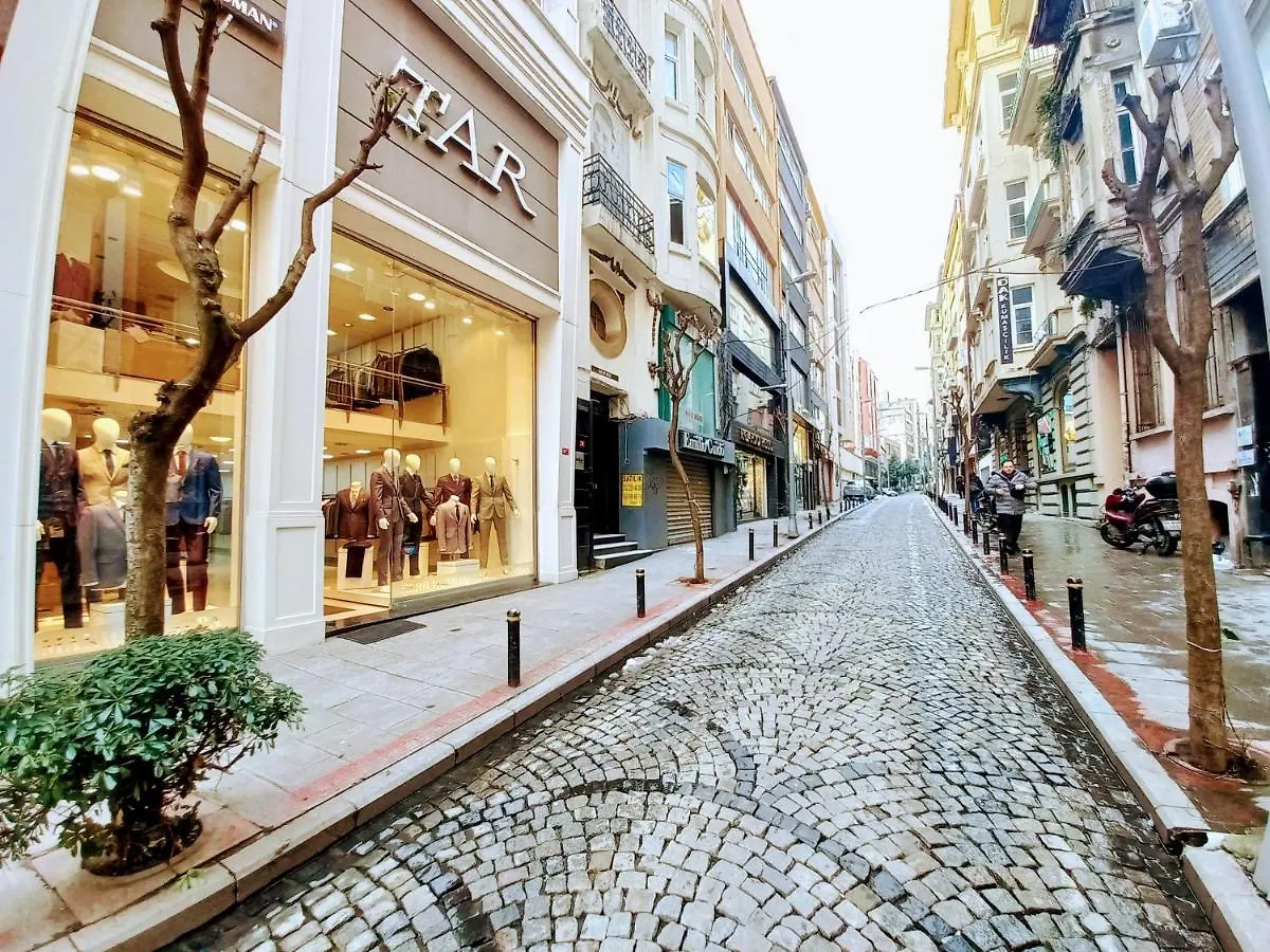 Lovely 3 Rooms Apartment 120 M2 In Upscale Nisantasi Istanbul Turkey